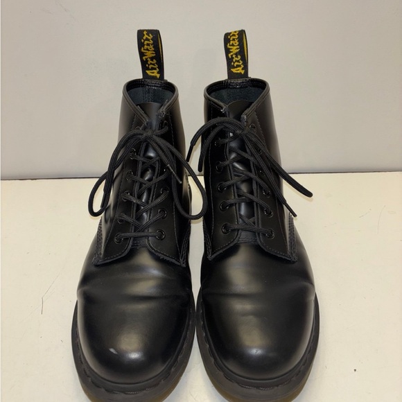 Men’s Dr Martens 101 SMOOTH LEATHER ANKLE BOOTS - Picture 5 of 9